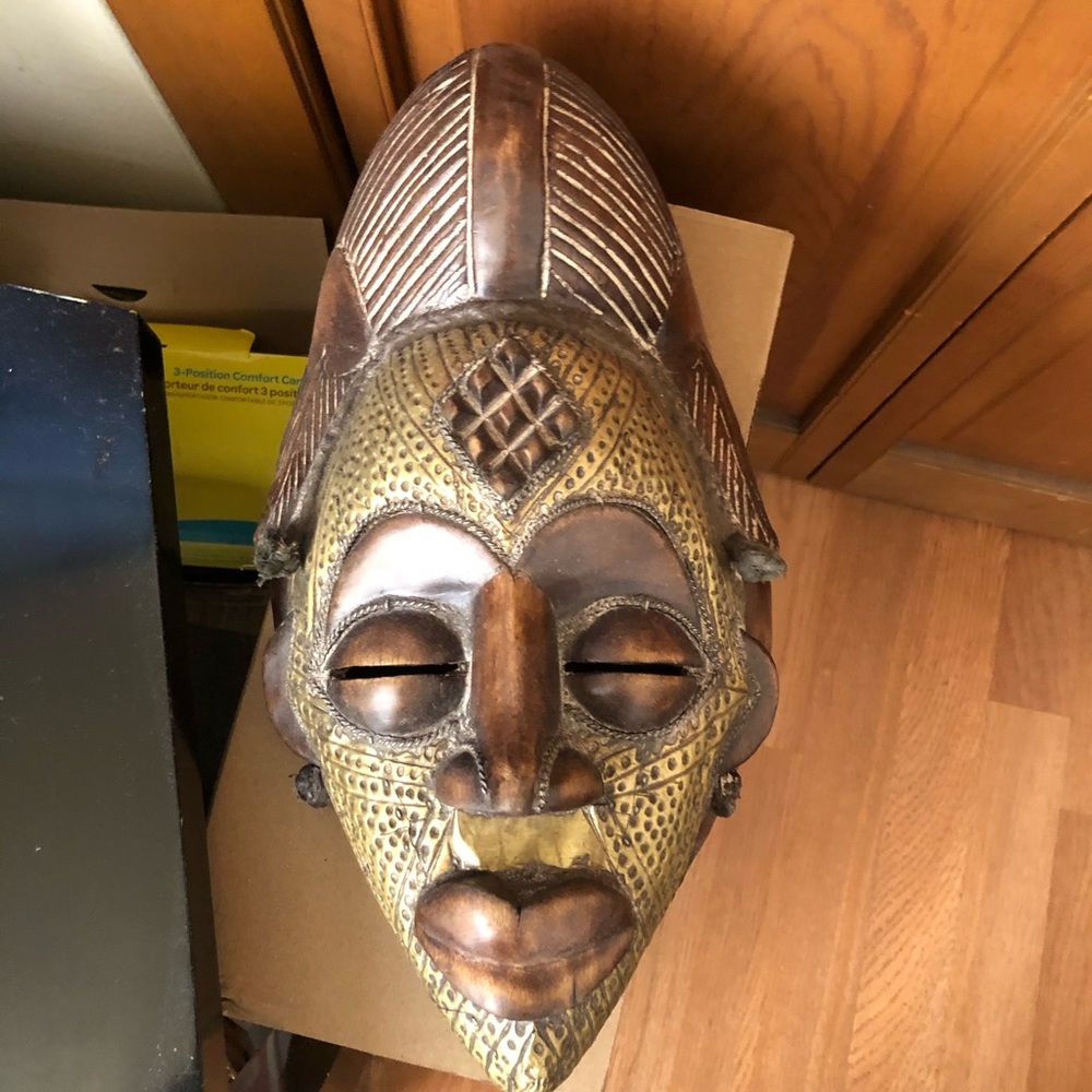 African mask